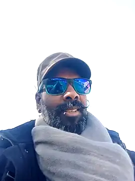 Snapshot of frenchblackc31 chatting on 03-01-26, 10:39 frenchblackc31 online show from 03-01-26, 10:39