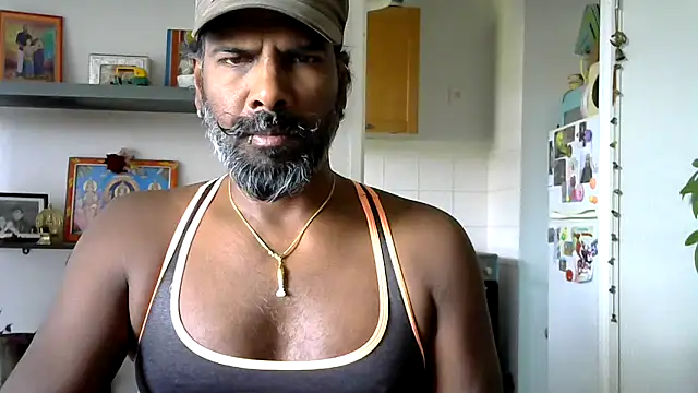 frenchblackc31 online show from 06-11-26, 09:07