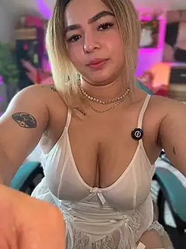 OriannaFox online show from 06-22-26, 05:10