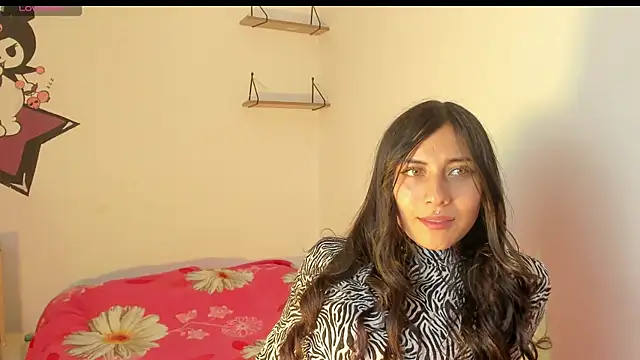 Snapshot of Alanaloiiss_ chatting on 06-18-26, 10:14 Alanaloiiss online show from 06-18-26, 10:14