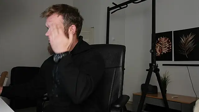 Stewart Barnz online show from 11-10-25, 04:11