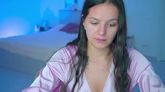 Snapshot of EwelynScott chatting on 09-10-25, 04:01 EwelynScott online show from 09-10-25, 04:01