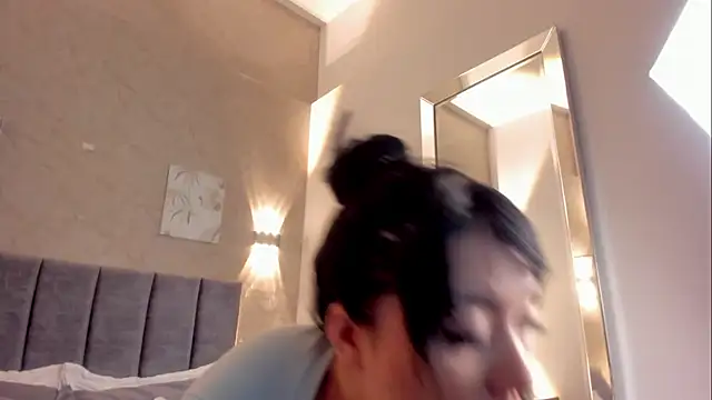 Lunaa bellaa online show from 01-12-26, 07:41