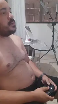 Urso Nerd online show from 11-11-25, 04:40