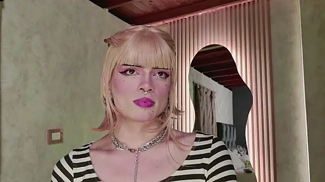 Taurito    online show from 12-22-25, 12:07