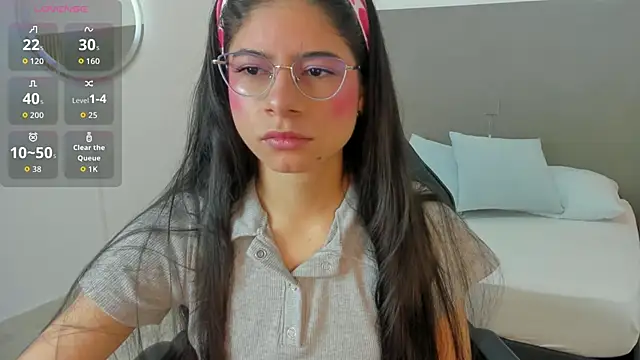 carlina 15 online show from 02-12-26, 12:22