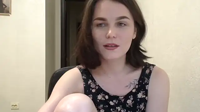 Snapshot of Silviaa_a chatting on 05-25-26, 08:15 Silviaa a online show from 05-25-26, 08:15