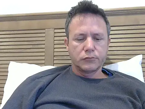 Snapshot of TroyDieselXXX chatting on 06-08-26, 06:03 TroyDieselXXX online show from 06-08-26, 06:03