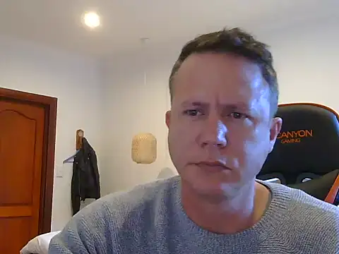 Snapshot of TroyDieselXXX chatting on 07-16-26, 05:35 TroyDieselXXX online show from 07-16-26, 05:35