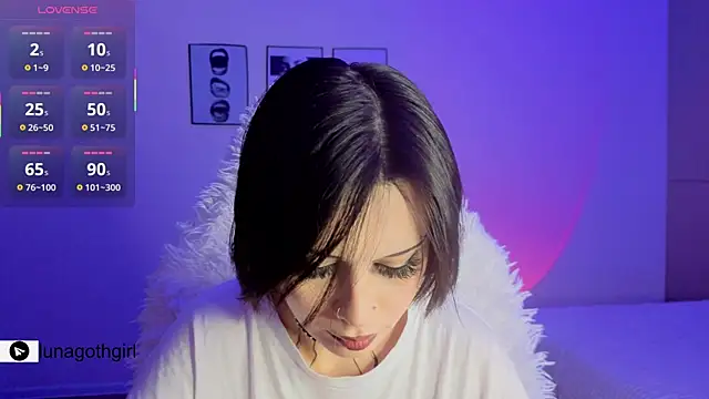 IamLuna2006 online show from 04-04-26, 05:16