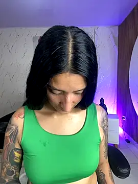 Snapshot of Scaarlettfox chatting on 11-12-25, 06:41 Scaarlettfox online show from 11-12-25, 06:41