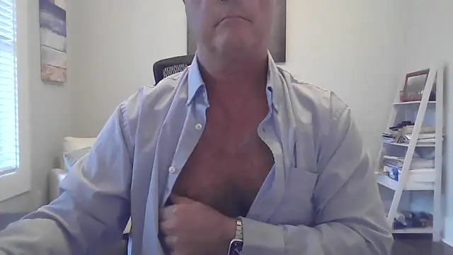 cyclone1212 online show from 01-06-26, 10:23