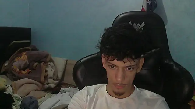 Snapshot of Dark_DesireX chatting on 05-04-26, 11:01 Dark DesireX online show from 05-04-26, 11:01