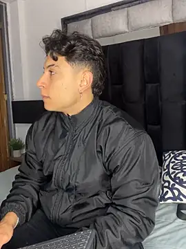 MR MUSCLE online show from 10-10-25, 11:42