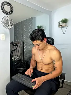 MR MUSCLE online show from 01-14-26, 05:18