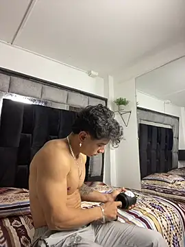 MR MUSCLE online show from 01-15-26, 12:21