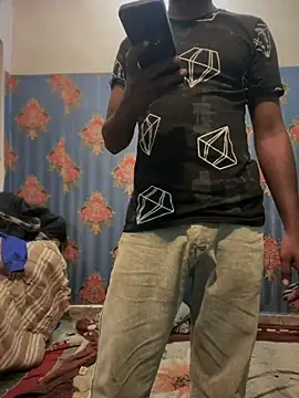 Munny6677 online show from 10-28-25, 08:33