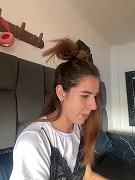 AllieYourGirl online show from 11-24-25, 07:02