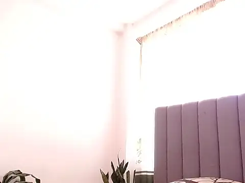 saara johnson496 online show from 03-19-26, 01:48