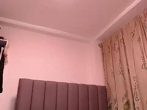 saara johnson496 online show from 03-29-26, 02:33