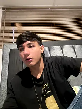 Snapshot of cody_fox10 chatting on 10-01-25, 02:34 cody fox10 online show from 10-01-25, 02:34