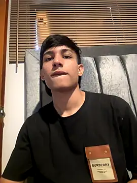 Snapshot of cody_fox10 chatting on 10-06-25, 06:38 cody fox10 online show from 10-06-25, 06:38