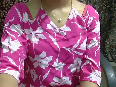 Snapshot of lovely_soniya chatting on 06-05-26, 07:47 lovely soniya online show from 06-05-26, 07:47