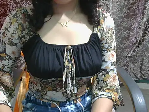 lovely soniya online show from 06-24-26, 06:12