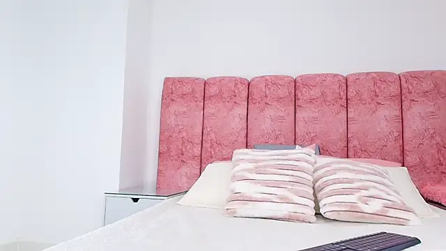 emmacurvy online show from 11-13-25, 03:05