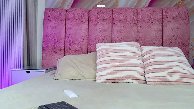 emmacurvy online show from 02-01-26, 03:05