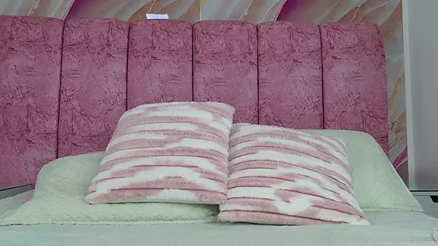 emmacurvy online show from 02-20-26, 03:03