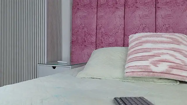 emmacurvy online show from 02-23-26, 03:04