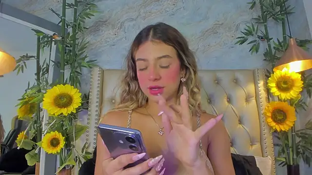 LittleeJaz online show from 11-14-25, 11:31