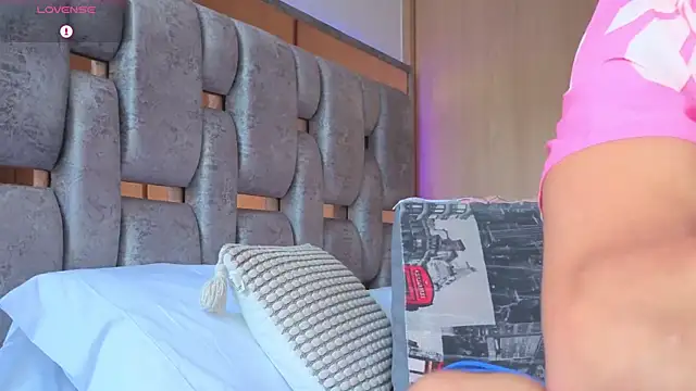 orionblaze69  online show from 11-11-25, 08:53