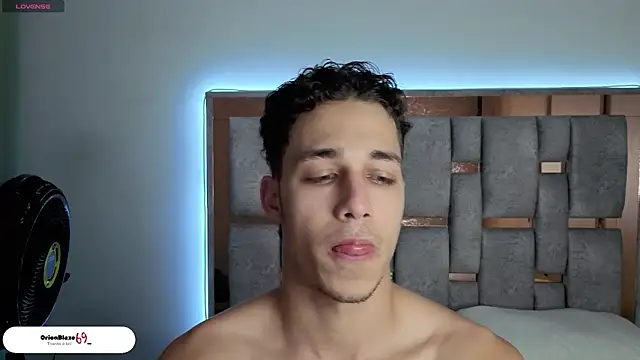 orionblaze69  online show from 03-25-26, 01:55