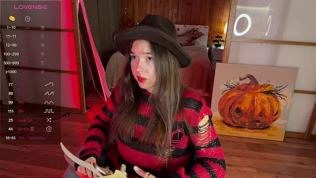 PlumyBun online show from 10-31-25, 01:12