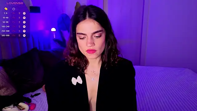 Snapshot of NIghtFloat chatting on 09-20-25, 07:42 NIghtFloat online show from 09-20-25, 07:42