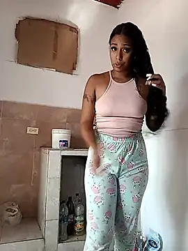 Fernanda30 online show from 11-18-25, 02:43