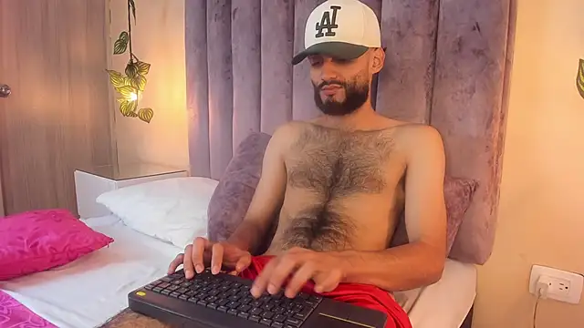 Ryan Jackson  online show from 11-20-25, 04:45