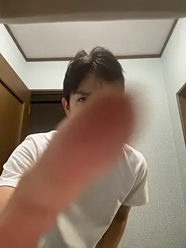 Snapshot of yuma0815 chatting on 11-01-25, 09:00 yuma0815 online show from 11-01-25, 09:00