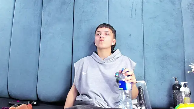 Megan Thompson  online show from 02-15-26, 07:51