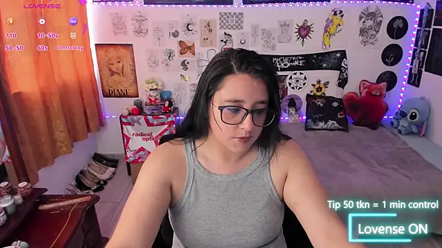 Snapshot of Cherry_blush_ chatting on 04-30-26, 10:14 Cherry blush online show from 04-30-26, 10:14