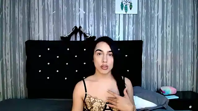 Snapshot of Alicee_Moonn chatting on 02-03-26, 08:58 Alicee Moonn online show from 02-03-26, 08:58