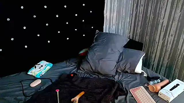 Snapshot of Alicee_Moonn chatting on 02-05-26, 09:14 Alicee Moonn online show from 02-05-26, 09:14