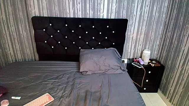 Snapshot of Alicee_Moonn chatting on 03-02-26, 08:26 Alicee Moonn online show from 03-02-26, 08:26