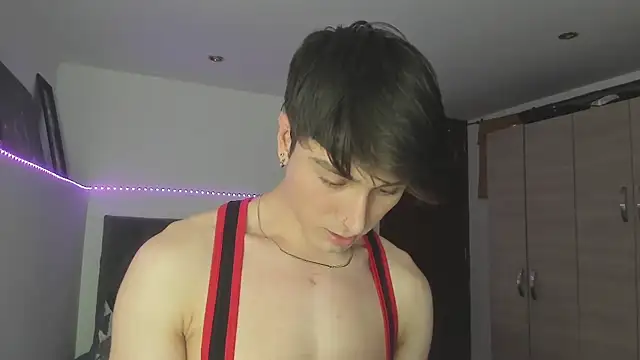 Snapshot of stevve_14 chatting on 01-19-26, 02:04 stevve 14 online show from 01-19-26, 02:04