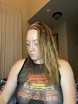 Snapshot of ChiliRoja chatting on 09-14-25, 05:06 ChiliRoja online show from 09-14-25, 05:06