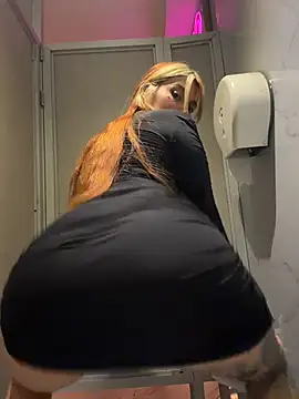 YunoRose  online show from 02-15-26, 08:02