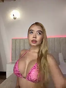 Snapshot of Mia_Roswell chatting on 06-26-26, 12:37 Mia Roswell online show from 06-26-26, 12:37