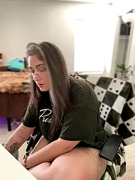 Alix Valentine online show from 09-08-25, 07:46